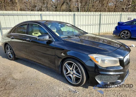 2015 Mercedes-Benz Cla 250 z USA, uszkodzony, nr VIN WDDSJ4EB1FN167377
